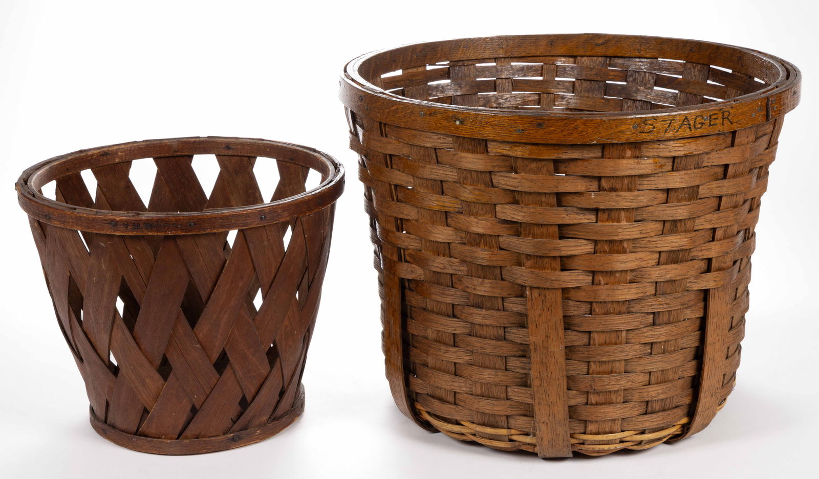 AMERICAN STAVE-TYPE WOVEN-SPLINT GATHERING / APPLE BASKETS, LOT OF TWO (1 of 5)