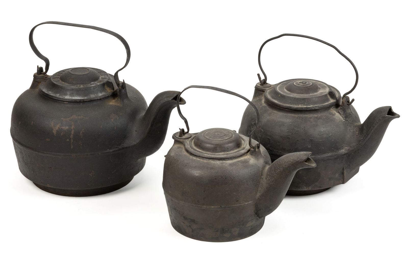 ASSORTED AMERICAN CAST-IRON TEA KETTLES, LOT OF THREE (1 of 4)