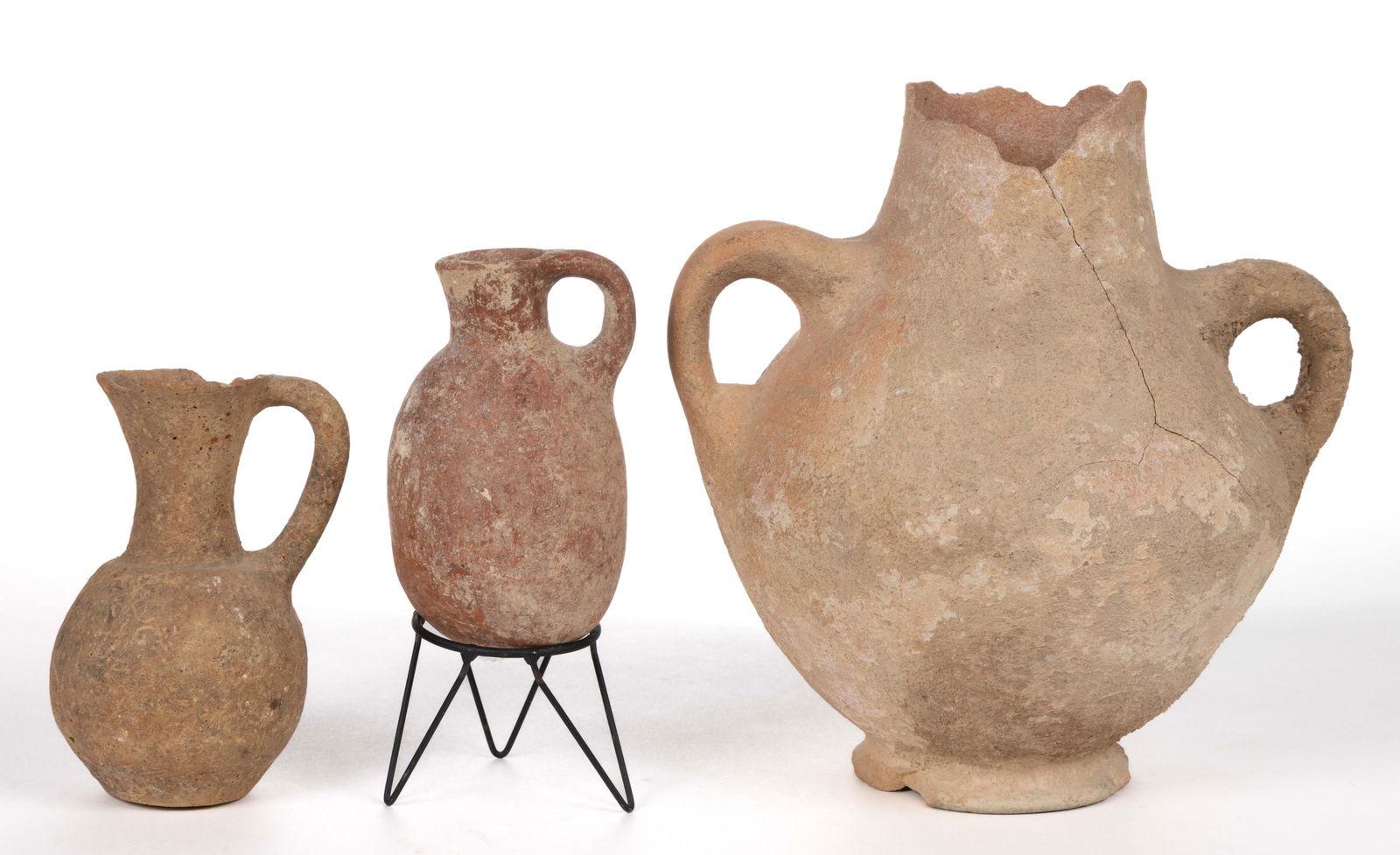 BRONZE AGE POTTERY / TERRACOTTA JUGS / JUGLETS, LOT OF THREE (1 of 5)