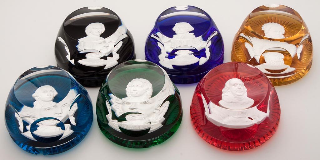 BACCARAT HISTORICAL SULPHIDE PAPERWEIGHTS, LOT OF SIX: BACCARAT HISTORICAL SULPHIDE PAPERWEIGHTS, LOT OF SIX, produced for the Franklin Mint, including Thomas Jefferson and Benjamin Franklin, no boxes. Second half 20th century. 3" D. Provenance: Collectio