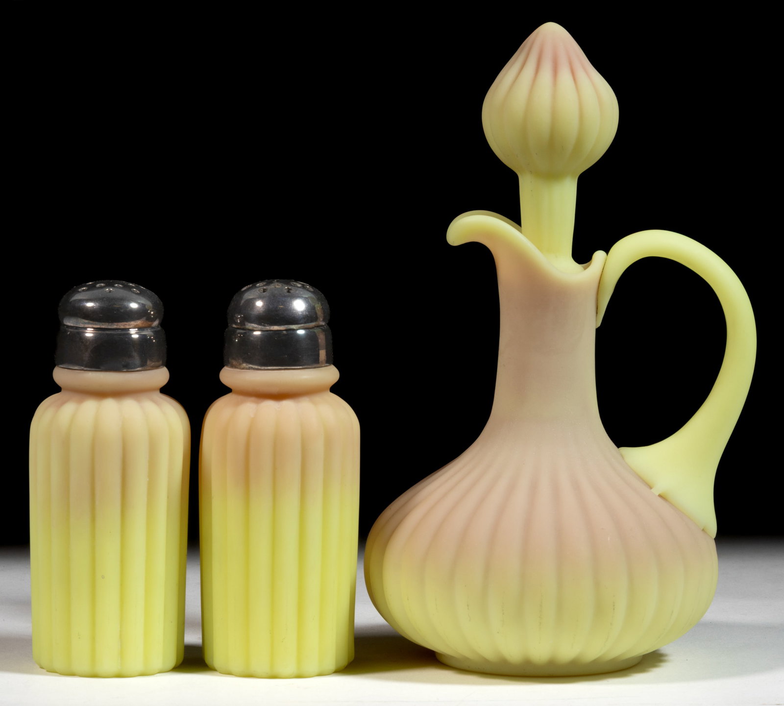 MT. WASHINGTON RIBBED (OMN) BURMESE THREE-PIECE CONDIMENT SET (1 of 1)