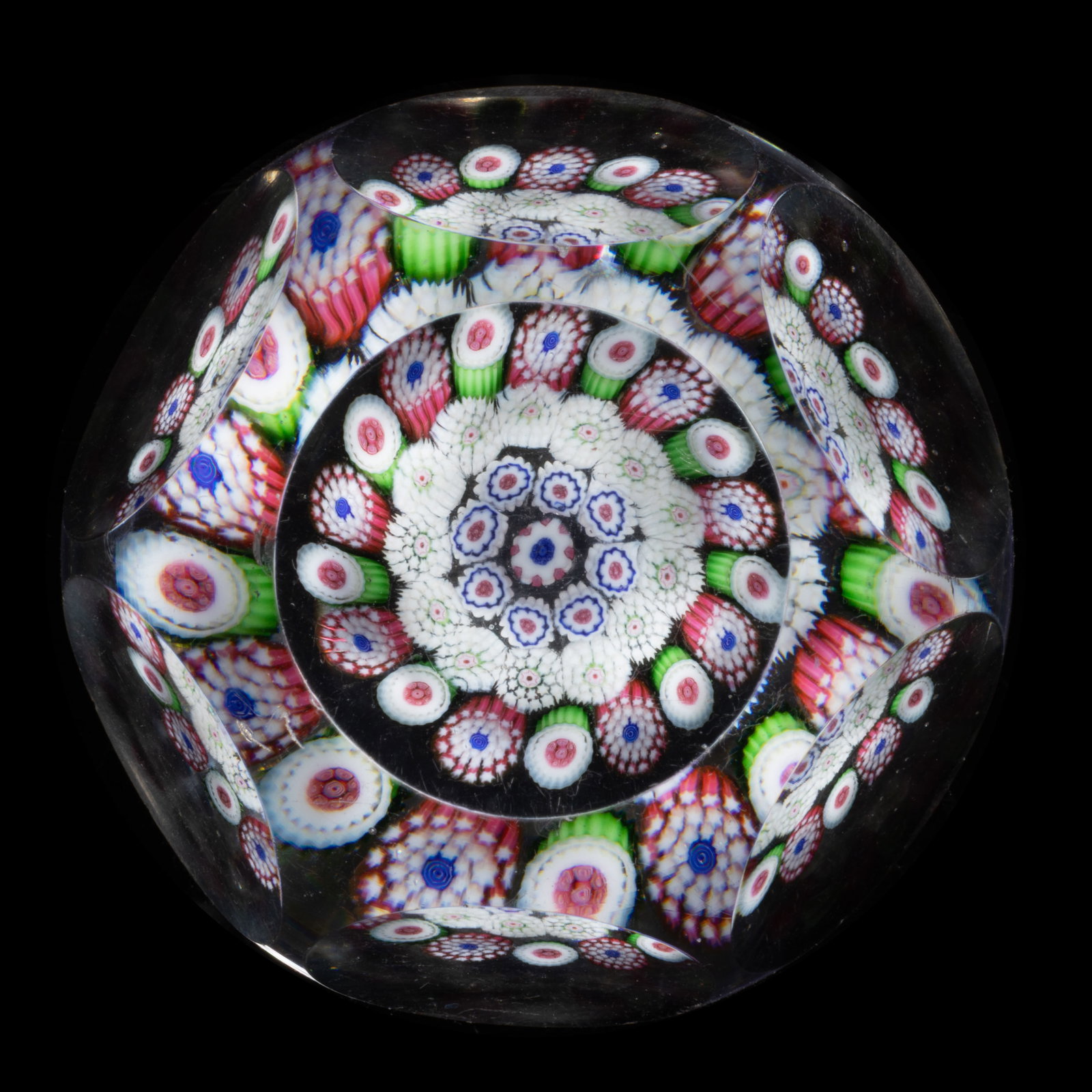 ANTIQUE BACCARAT CONCENTRIC MILLEFIORI ART GLASS MINIATURE PAPERWEIGHT (1 of 2)