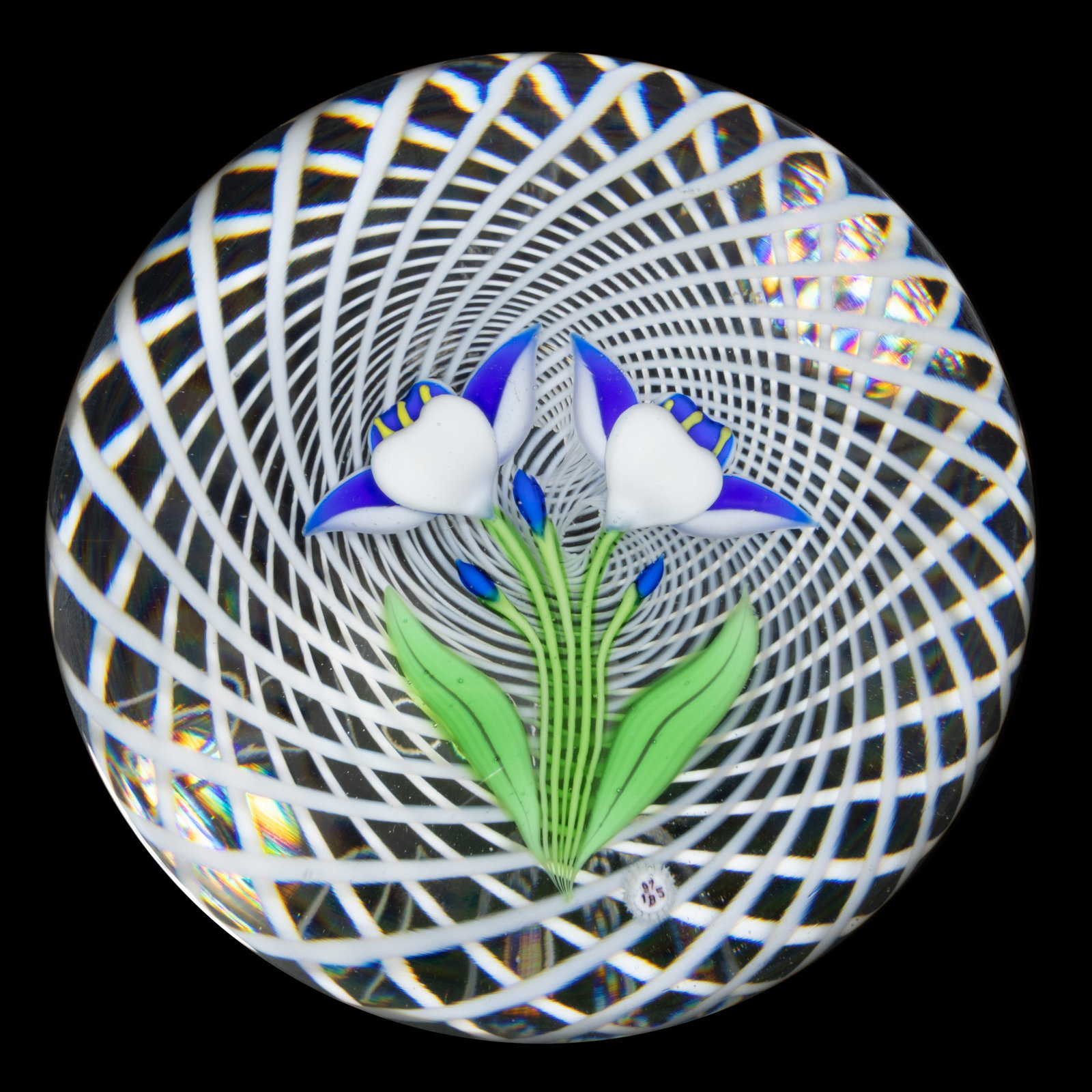 VINTAGE BACCARAT CORNFLOWERS LAMPWORK ART GLASS PAPERWEIGHT (1 of 2)