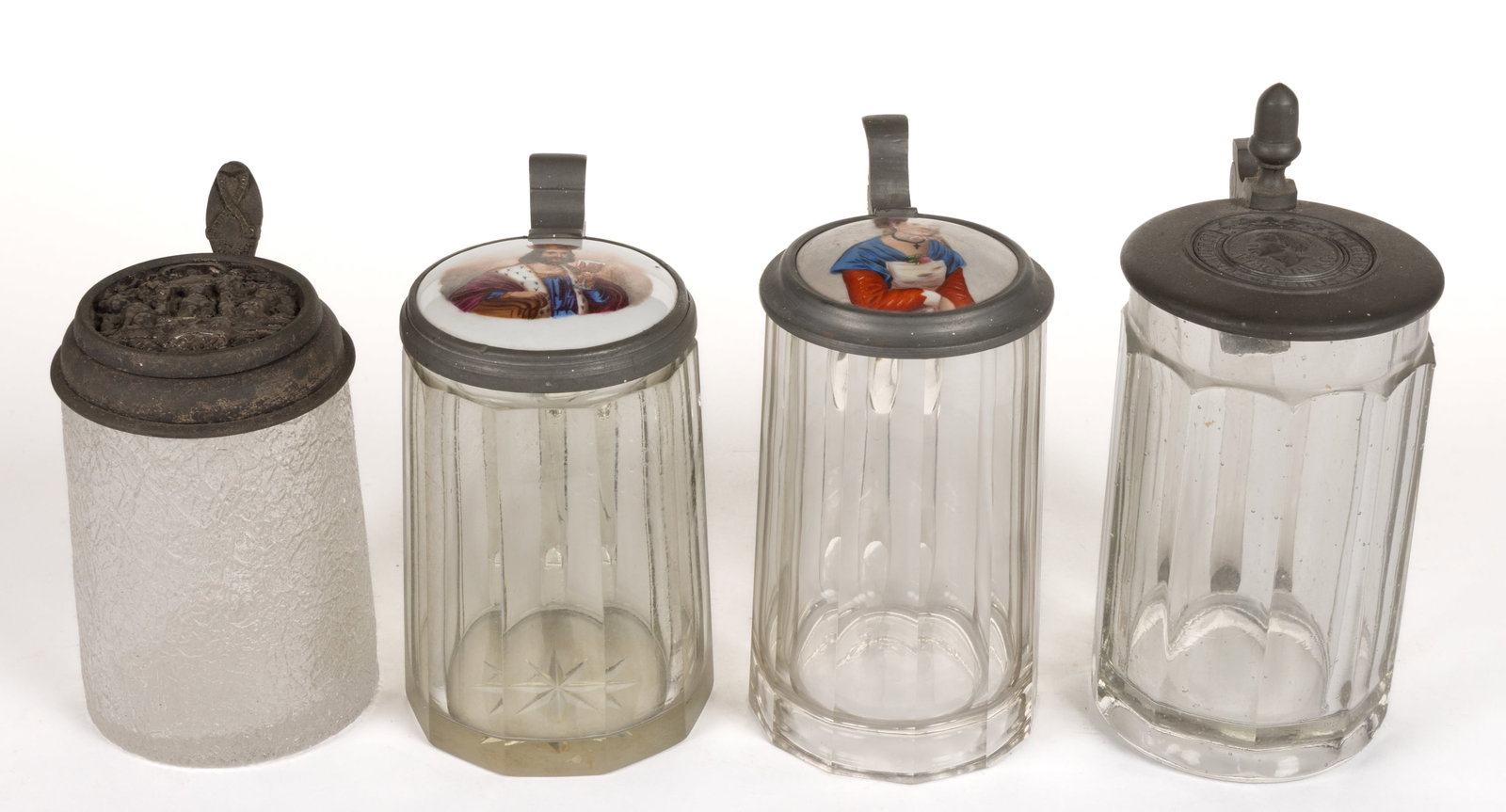 ASSORTED GLASS STEINS, LOT OF FOUR (1 of 3)