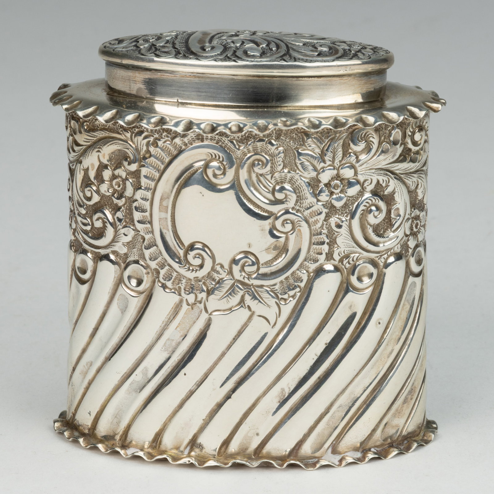 WILLIAM HUTTON & SONS, ENGLISH VICTORIAN CHASED STERLING SILVER TEA CADDY (1 of 3)