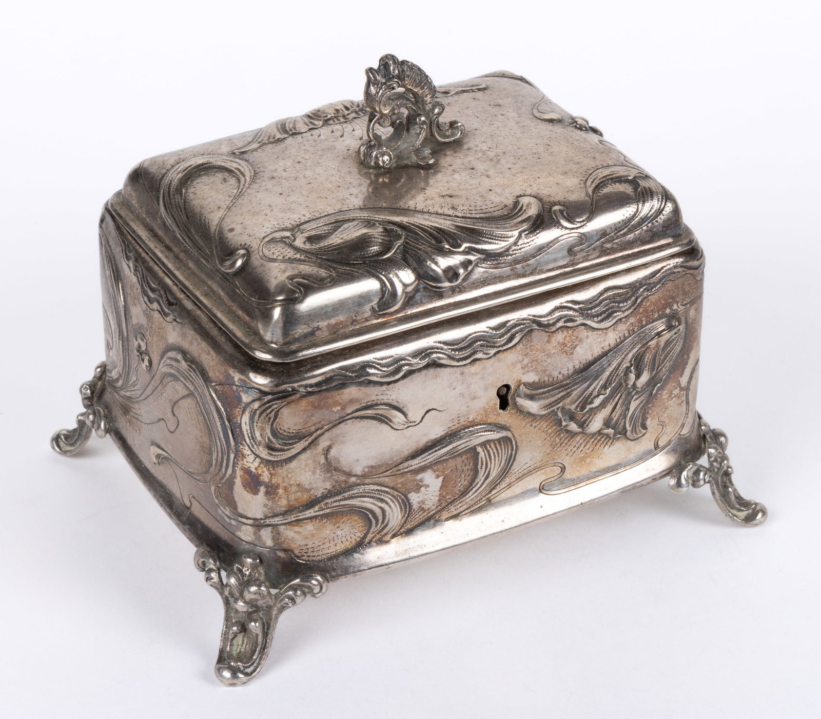 AUSTRO-HUNGARIAN ART NOUVEAU 0.800 SILVER DRESSER BOX / JEWEL CASKET (1 of 4)