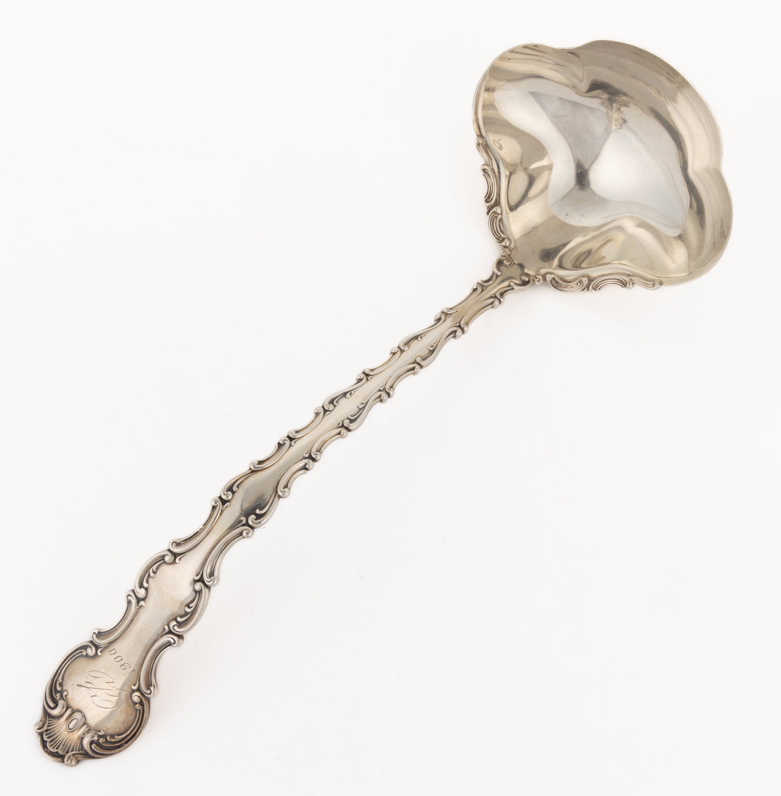 GORHAM "STRASBOURG" STERLING SILVER SOUP LADLE (1 of 2)
