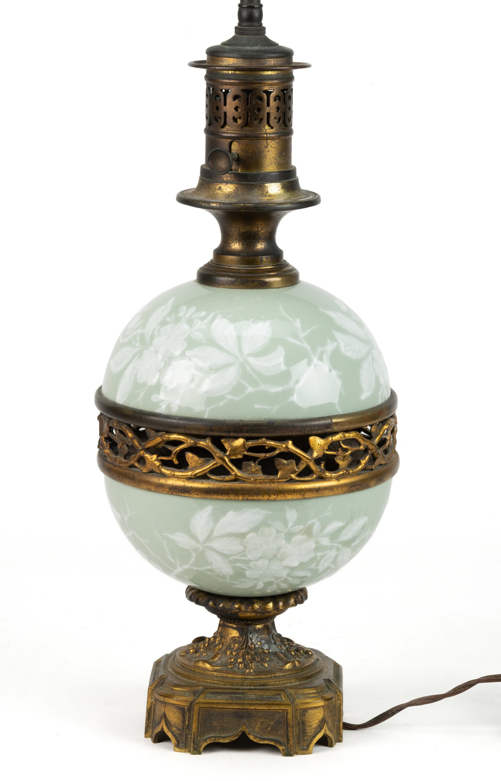 CONTINENTAL PORCELAIN PATE-SUR-PATE KEROSENE TABLE LAMP (1 of 4)