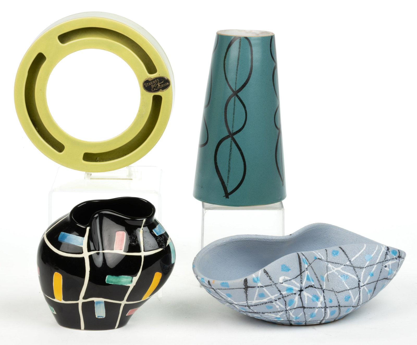 MID-CENTURY MODERN ART POTTERY ARTICLES, LOT OF FOUR: MID-CENTURY MODERN ART POTTERY ARTICLES, LOT OF FOUR, comprising a Coop Design conical-form example featuring black wavy designs on teal ground, a Starnes California flower ring example having lime gr