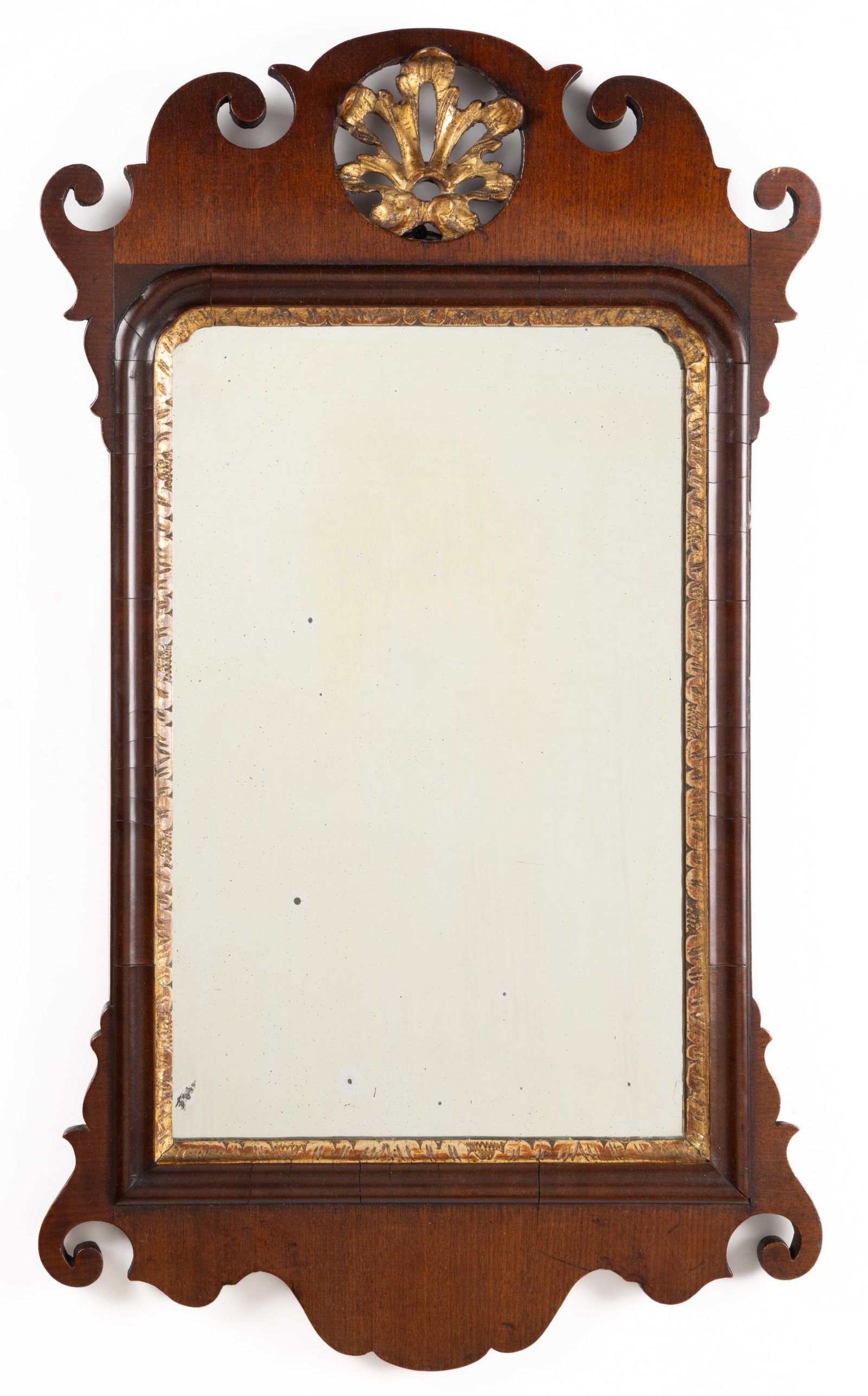 BRITISH GEORGE III MAHOGANY LOOKING GLASS / WALL MIRROR (1 of 3)
