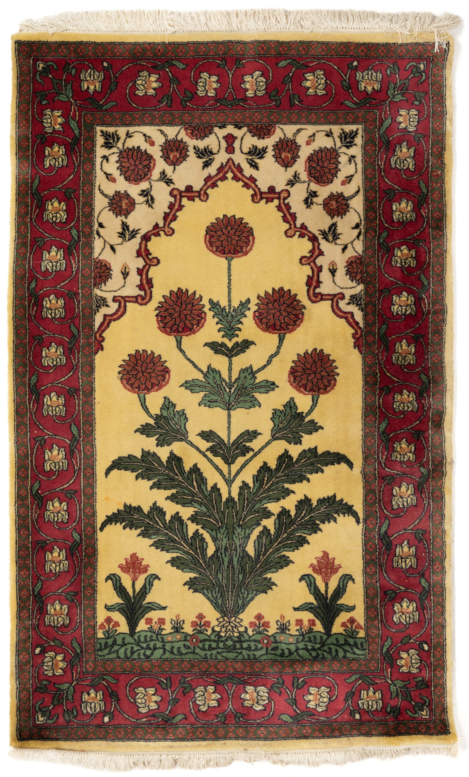 CONTEMPORARY MUGHAL INDIAN PRAYER RUG / CARPET (1 of 2)