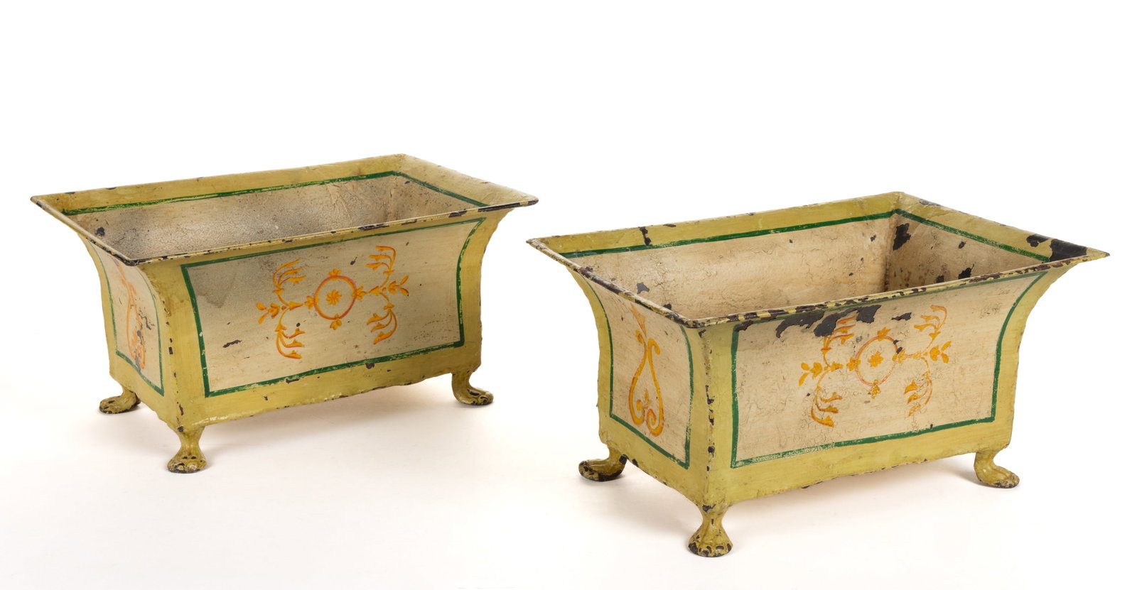 FRENCH TOLE-PIENTE / TOLEWARE CACHEPOTS, PAIR (1 of 2)