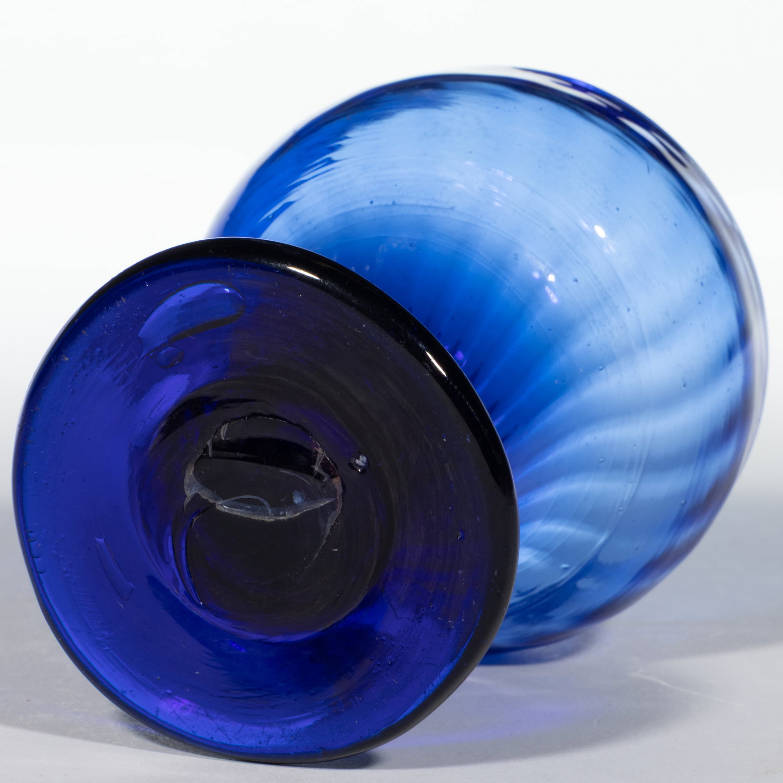 PATTERN-MOLDED RIBBED FOOTED OPEN SALT - 2