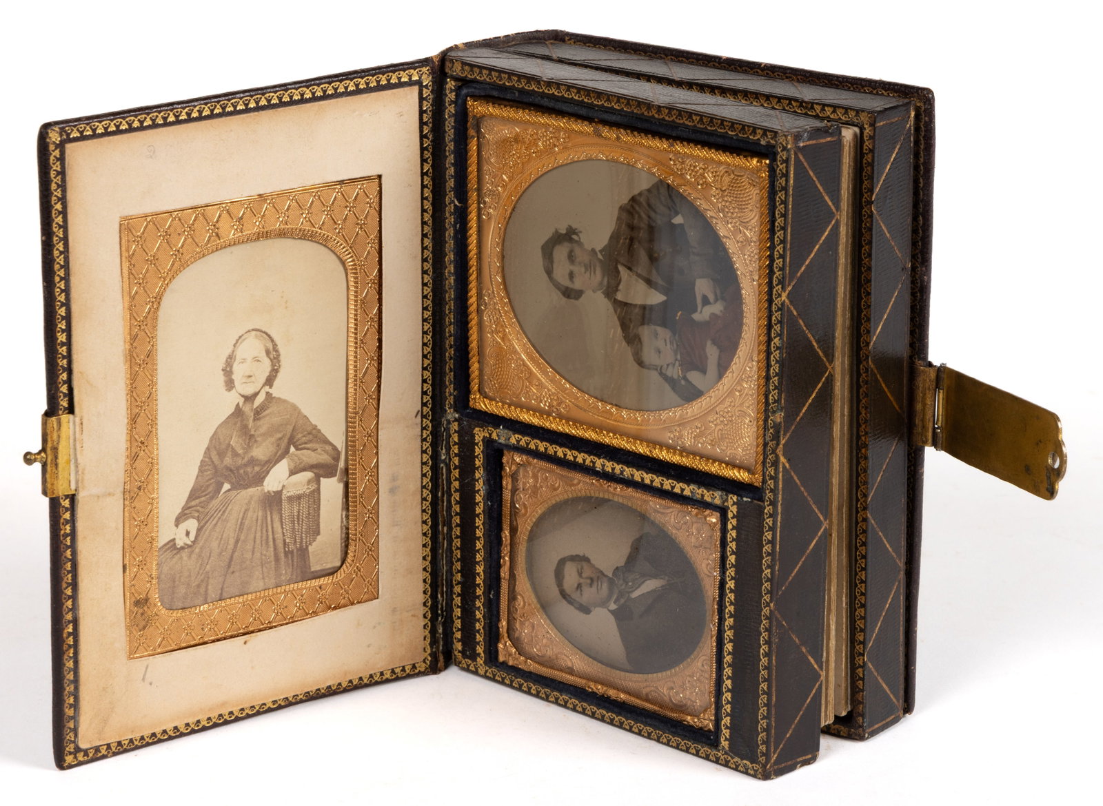 RARE VICTORIAN PHOTOGRAPH ALBUM FOR CASED AND CDV IMAGES WITH FAMILY OF IMAGES (1 of 5)