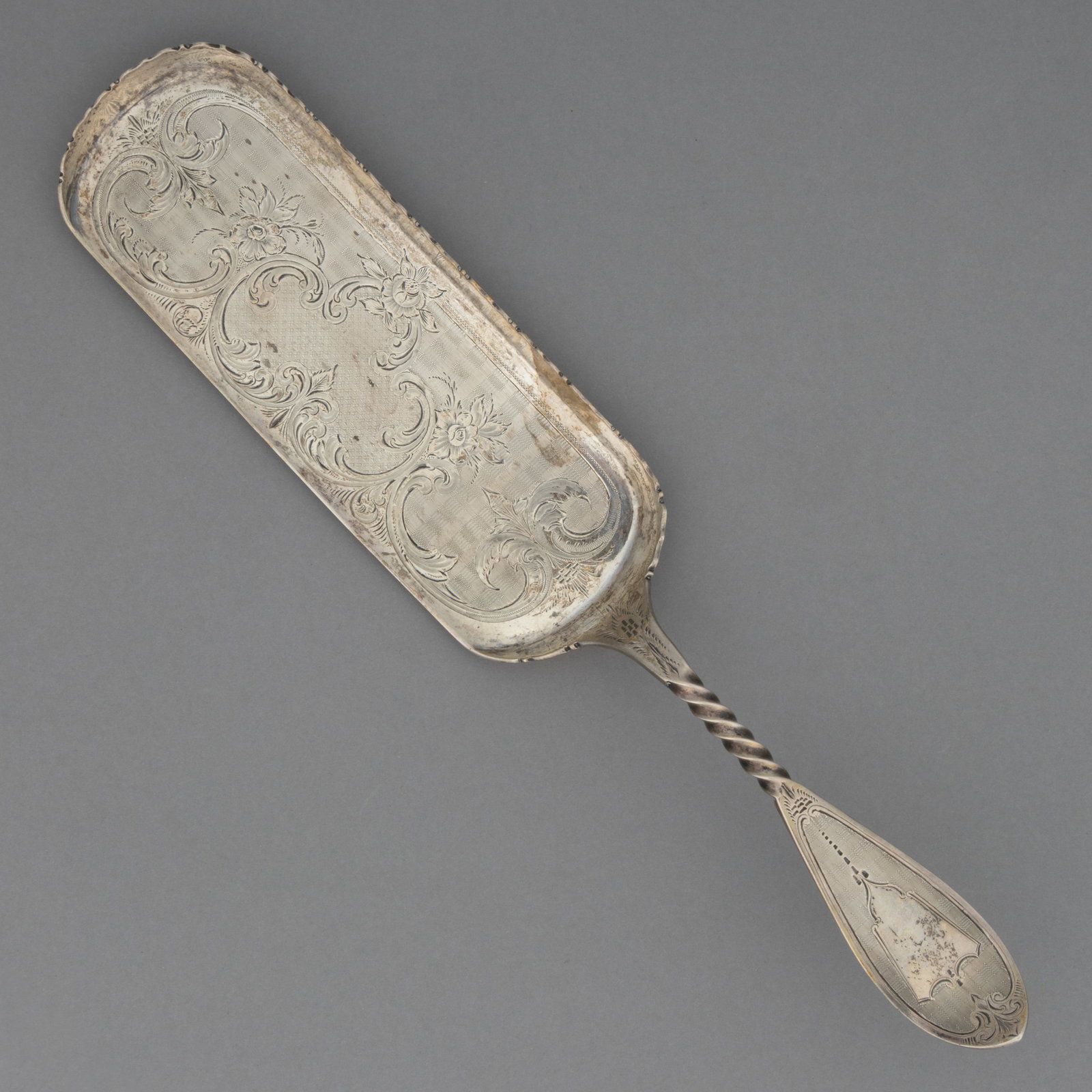 C.F. GREENWOOD, NORFOLK, VIRGINIA RETAILED COIN SILVER CRUMBER / CRUMB KNIFE (1 of 2)