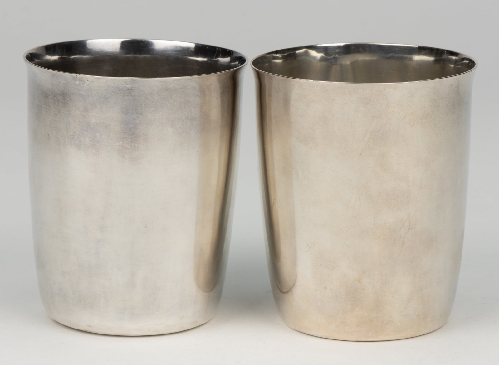 GARRETT EOFF, NEW YORK CITY, NEW YORK COIN SILVER CUPS / BEAKERS, PAIR (1 of 2)