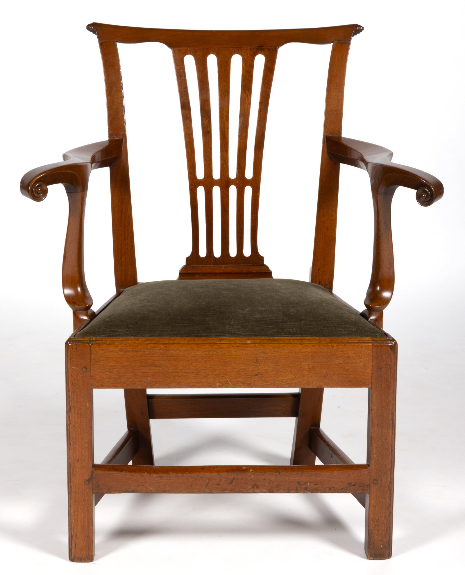 FINE VIRGINIA CHIPPENDALE CARVED WALNUT OPEN ARMCHAIR (1 of 8)