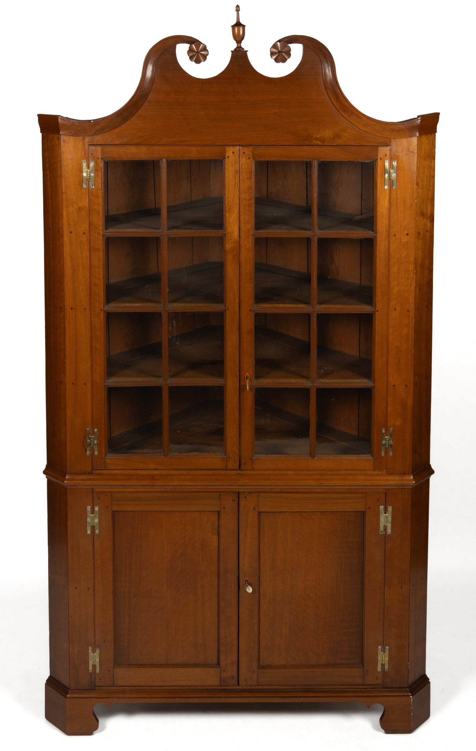 VIRGINIA FEDERAL WALNUT CORNER CUPBOARD (1 of 3)