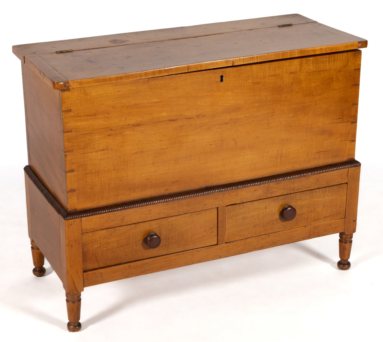 TENNESSEE LATE FEDERAL TIGER MAPLE SUGAR CHEST: TENNESSEE LATE FEDERAL TIGER MAPLE SUGAR CHEST, rare oversized form having hinged lid concealing divided interior, chest of dovetailed construction, attached to a base with applied reeded quarter-roun