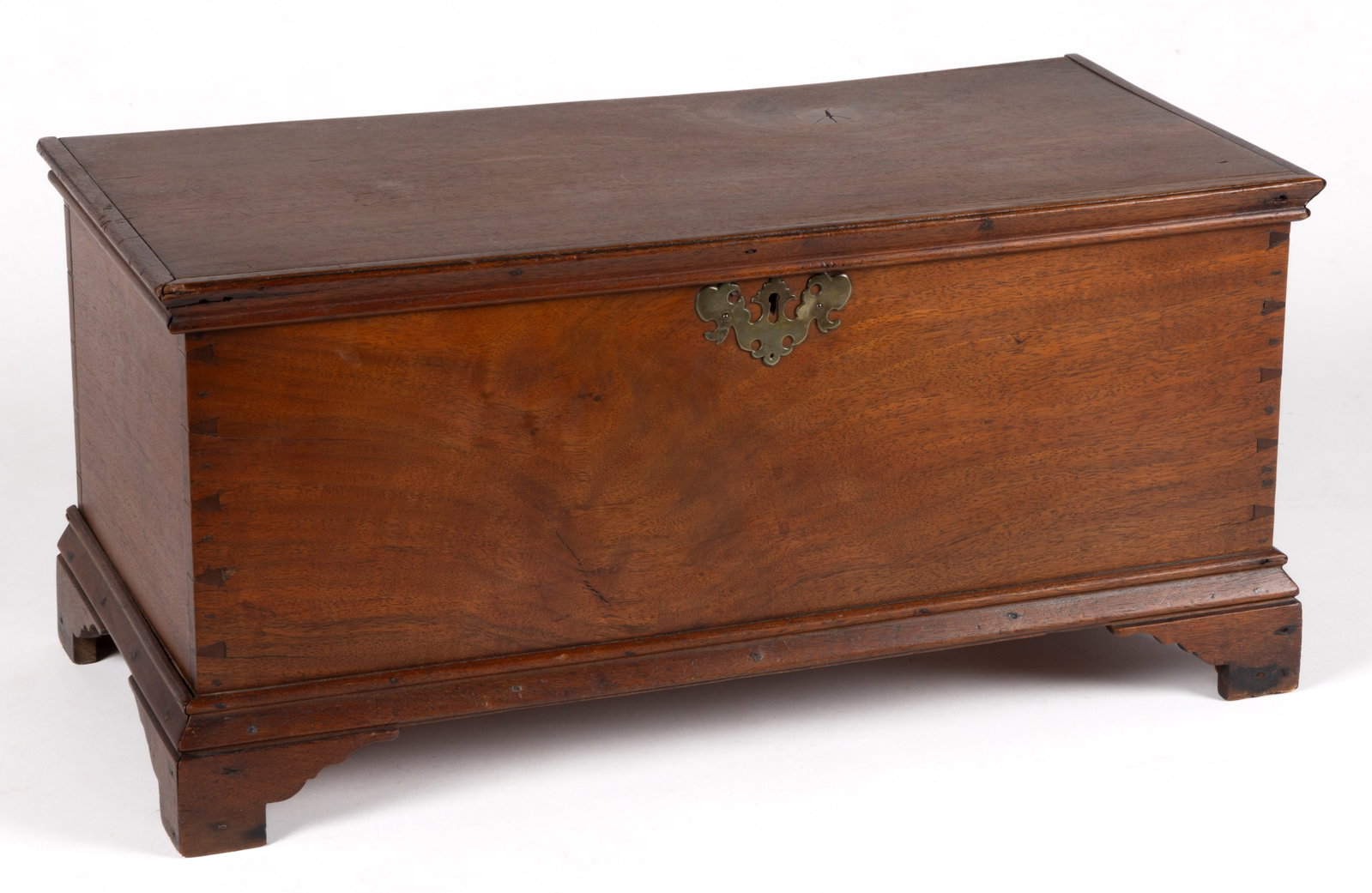 MID-ATLANTIC CHIPPENDALE WALNUT DIMINUTIVE BLANKET CHEST (1 of 8)