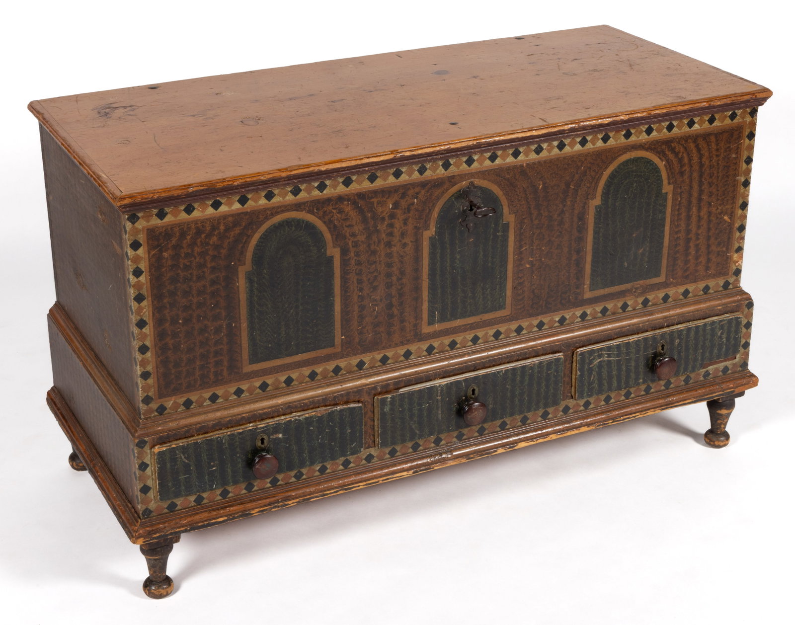 LEBANON CO., PENNSYLVANIA PAINT-DECORATED PINE BLANKET CHEST (1 of 11)