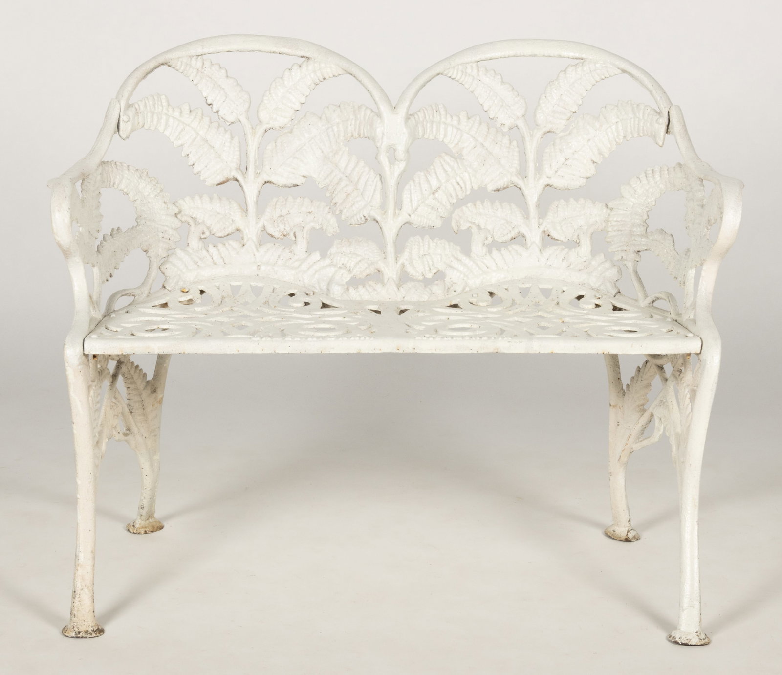 JAMES W. CARR, RICHMOND, VIRGINIA CAST-IRON BENCH / SETTEE (1 of 6)