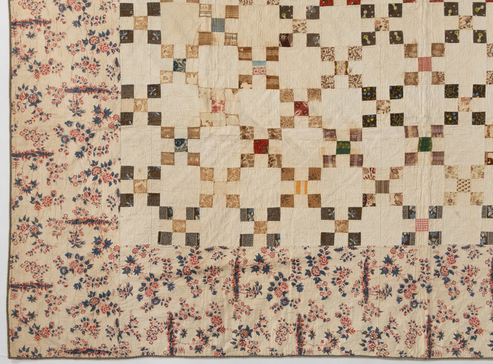 AMERICAN "NINE PATCH" PIECED QUILT - 2