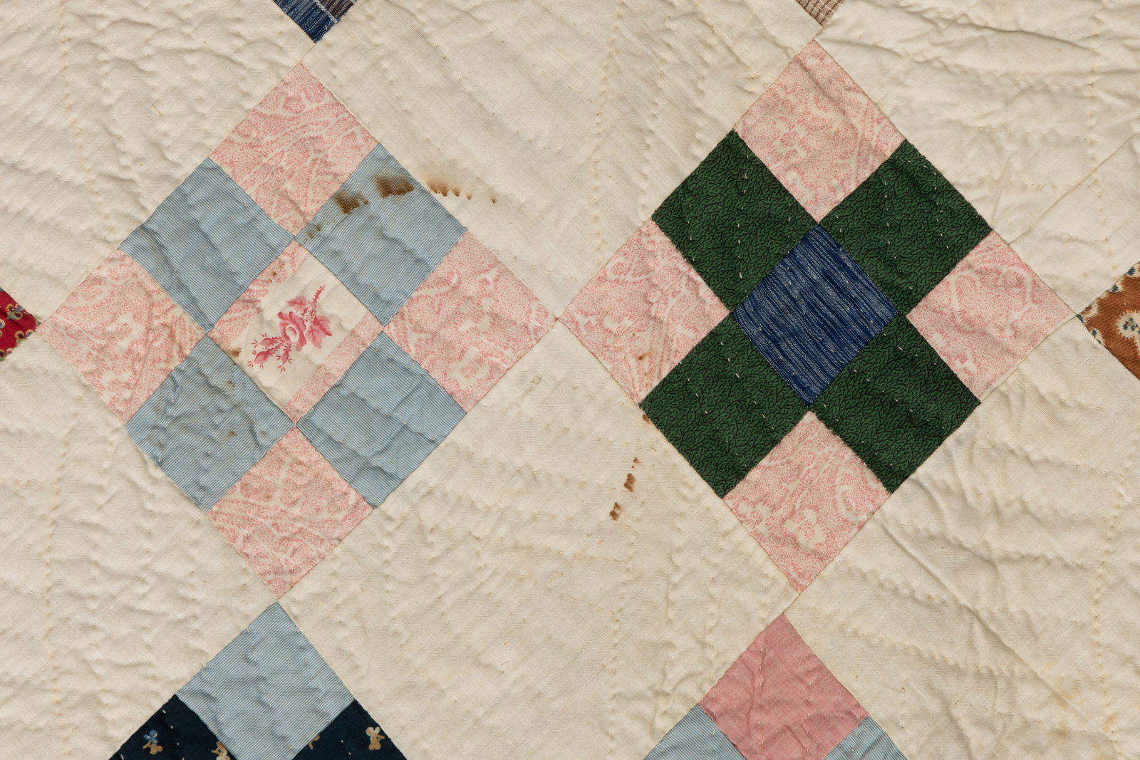 AMERICAN "NINE PATCH" PIECED QUILT - 3