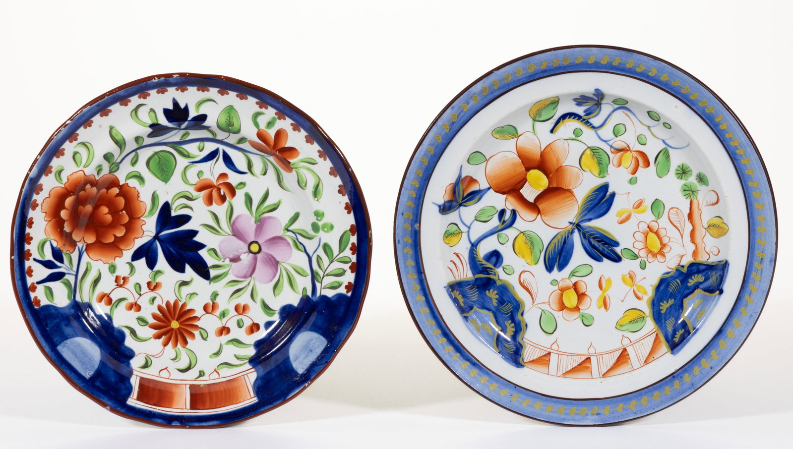 ENGLISH PEARLWARE HAND-PAINTED GAUDY DUTCH CERAMIC PLATES, LOT OF TWO (1 of 2)