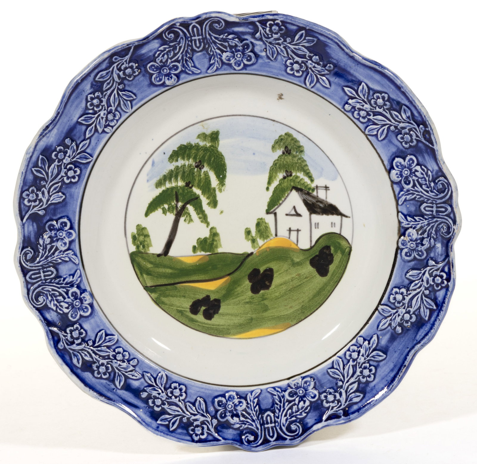 BRITISH PEARLWARE EMBOSSED EDGE HAND-PAINTED HOUSE MOTIF CERAMIC PLATE (1 of 2)