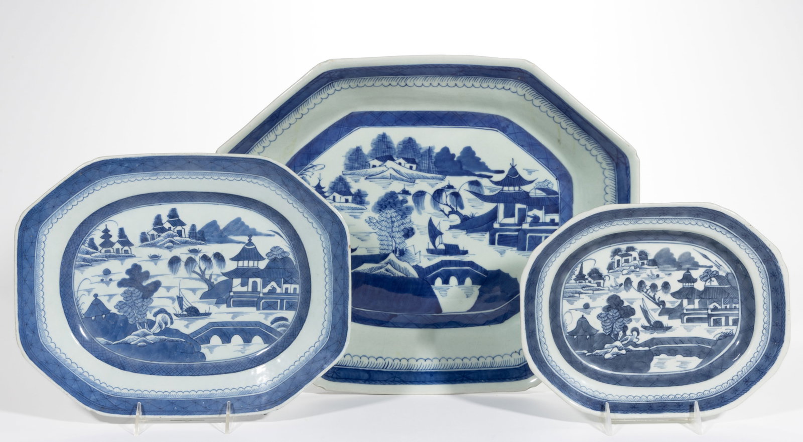 CHINESE EXPORT PORCELAIN BLUE AND WHITE CANTON PLATTERS, LOT OF THREE (1 of 4)