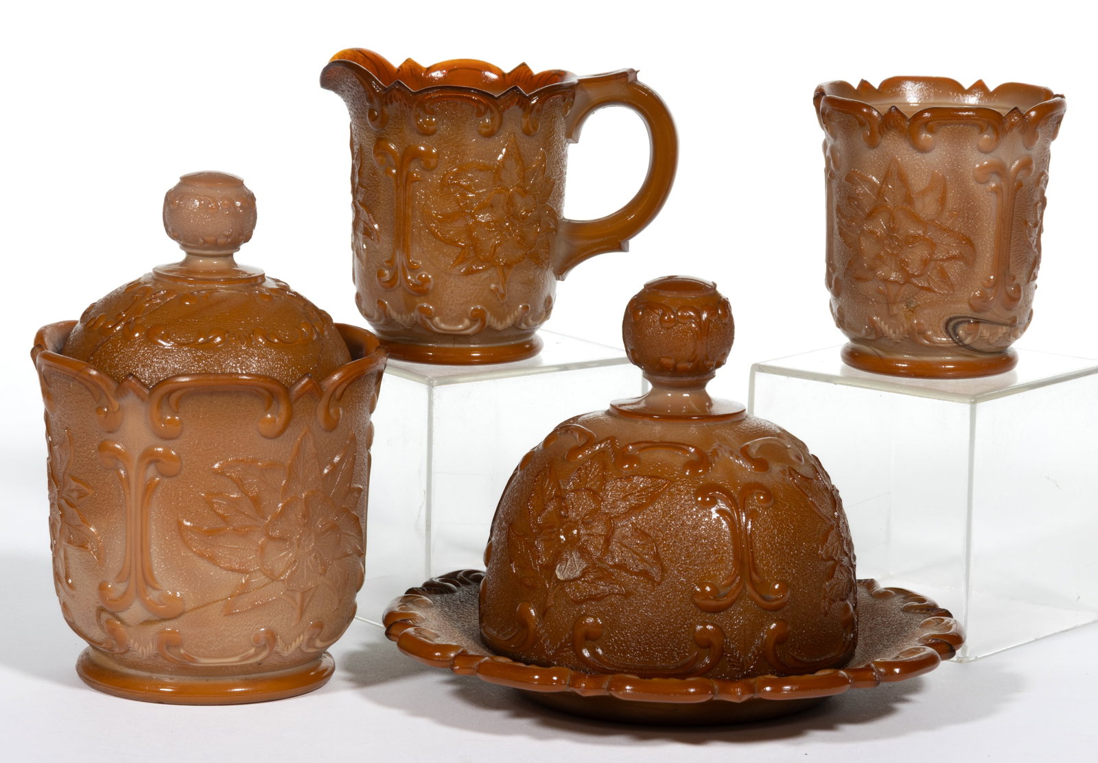 SULTAN (OMN) / WILD ROSE AND BOWKNOT CHILDREN'S GLASS TOY FOUR-PIECE TABLE SET (1 of 1)