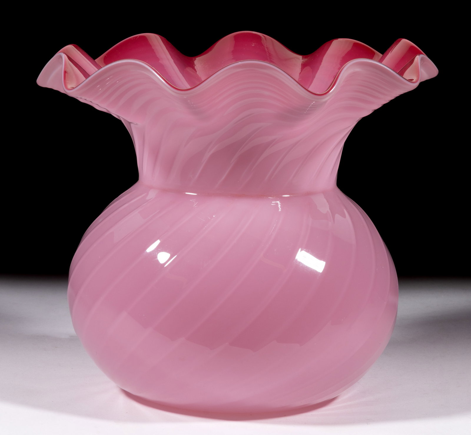 HOBBS NO. 230 / NEAPOLITAN STYLE VASE (1 of 1)