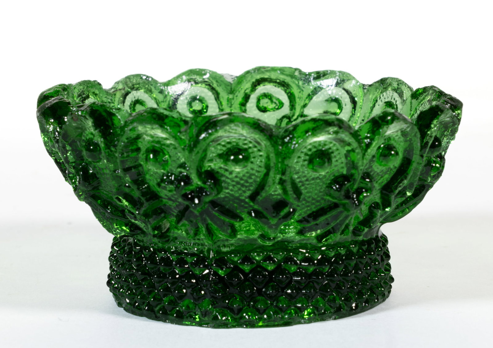 RD-26 VARIANT ROUND PRESSED OPEN SALT: RD-26 VARIANT ROUND PRESSED OPEN SALT, bright green, even-scallop rim. Variant with tiny-waffle base. Probably extremely rare. Possibly France. 1840-1860. 1 1/2" H, 2 7/8" D. Literature