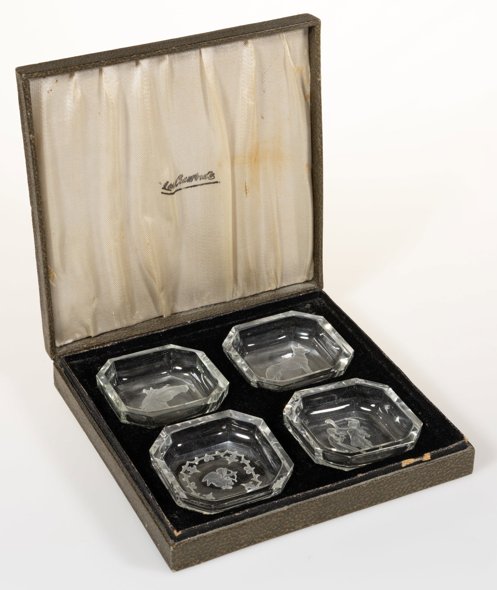 INTAGLIO GLASS OPEN SALTS, LOT OF FOUR (1 of 3)