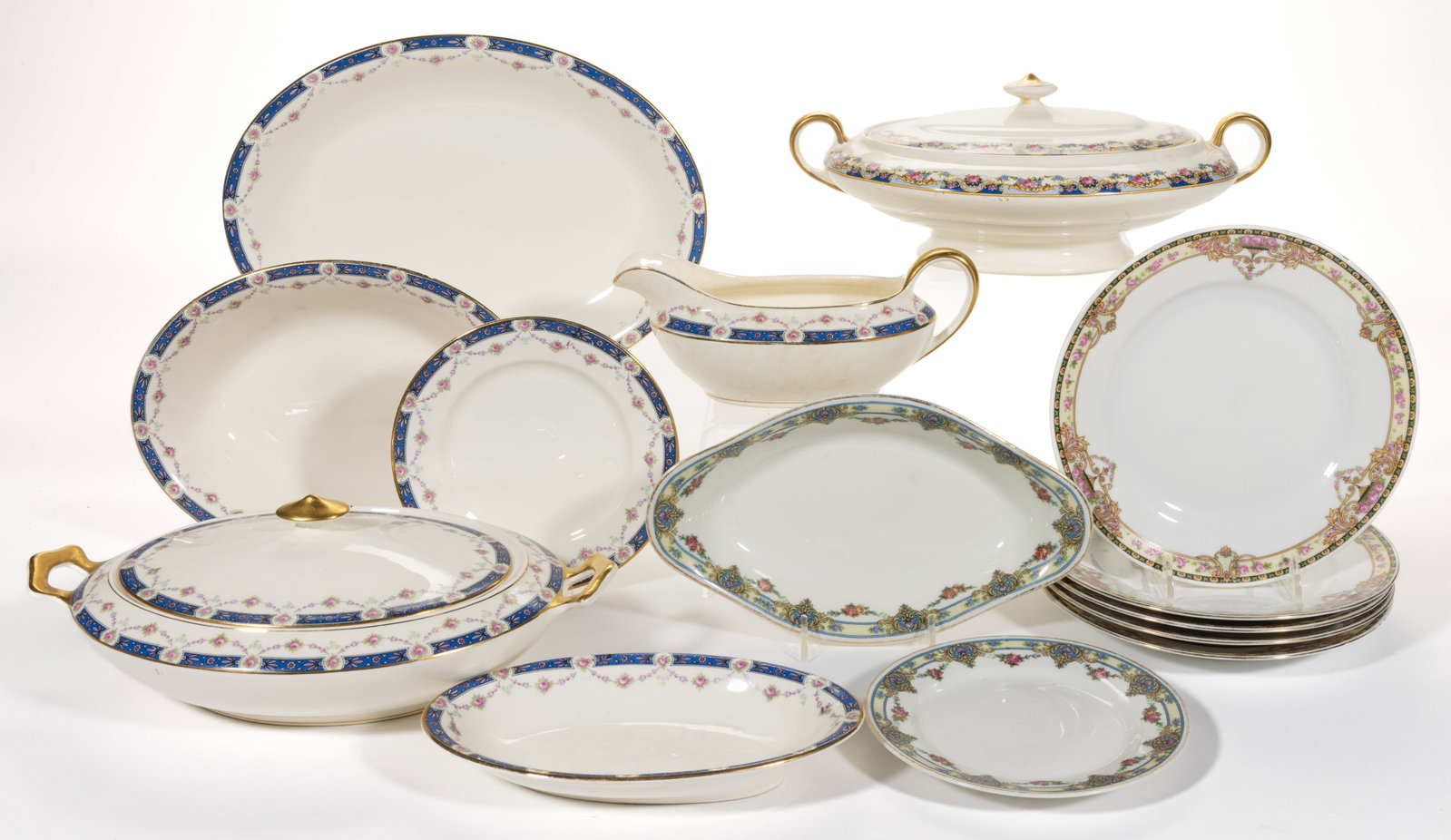 ASSORTED PORCELAIN FLORAL MOTIF TABLE ARTICLES, LOT OF 14 (1 of 1)