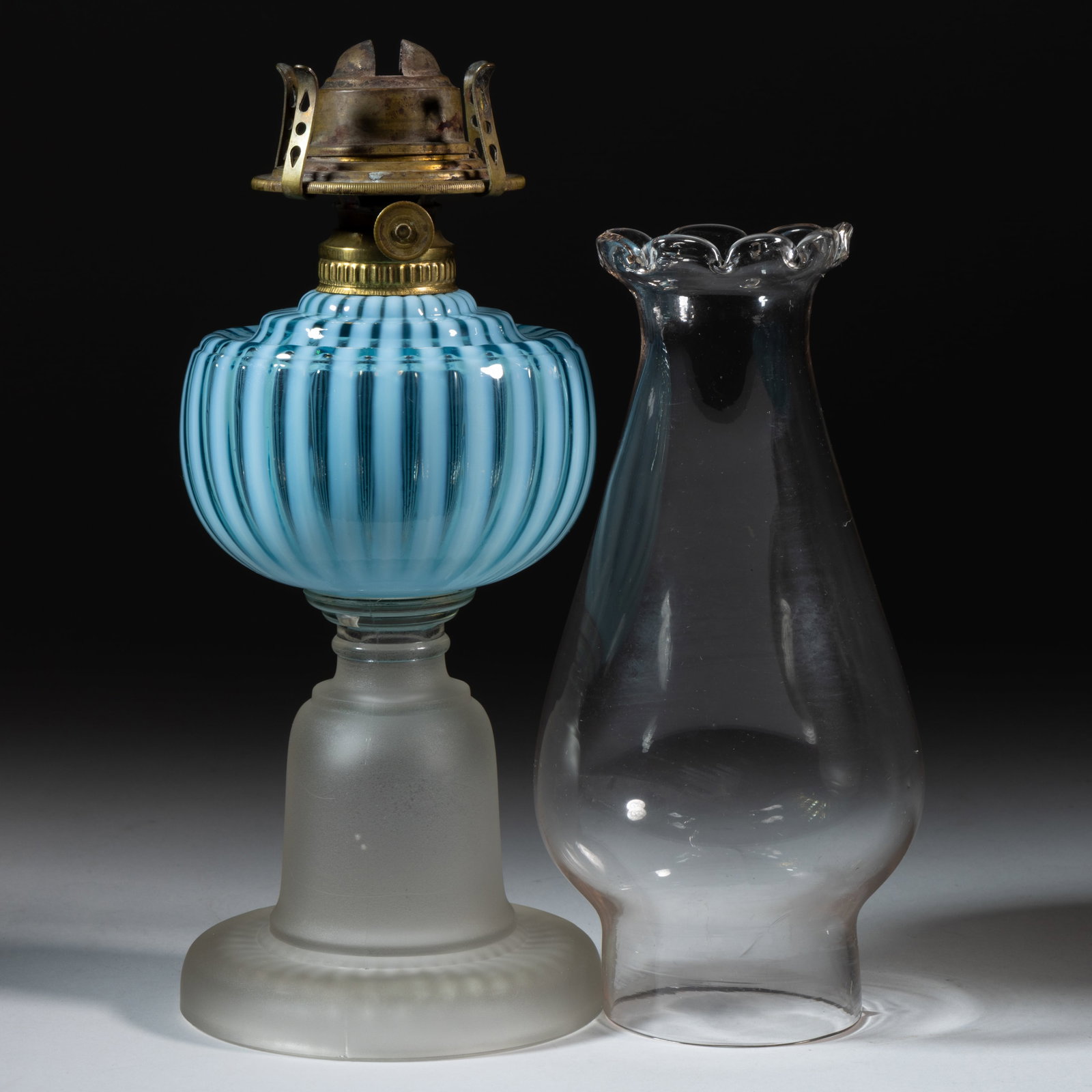 VENETIAN / VENICE KEROSENE FOOTED STAND LAMP (1 of 1)