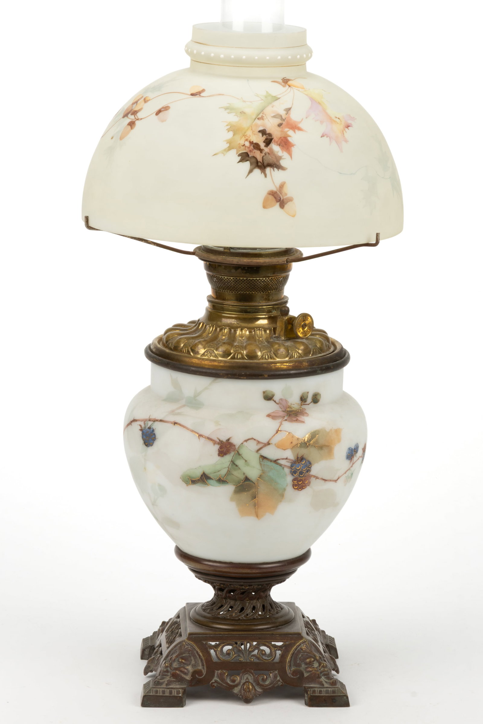 MT. WASHINGTON CROWN MILANO KEROSENE GONE WITH THE WIND / PARLOR / TABLE LAMP (1 of 2)