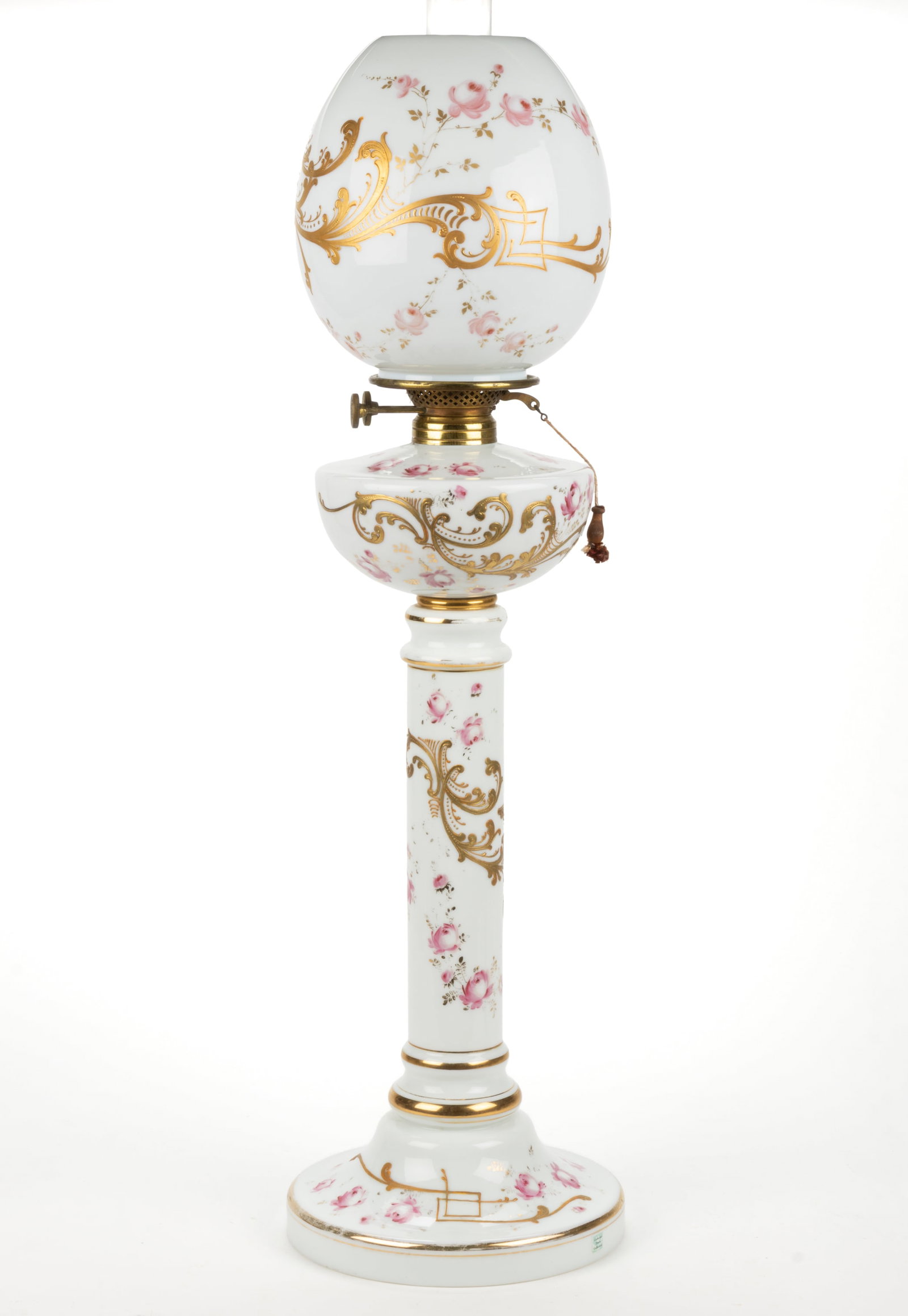 VICTORIAN DECORATED KEROSENE BANQUET TABLE LAMP (1 of 2)