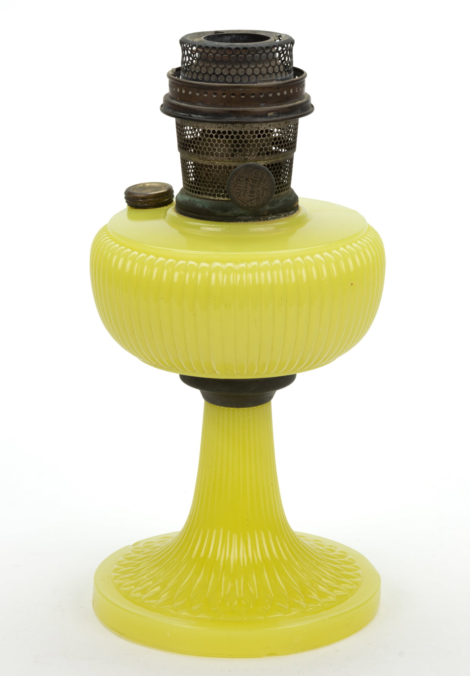 ALADDIN MODEL NO. B-88 / VERTIQUE KEROSENE STAND LAMP (1 of 1)