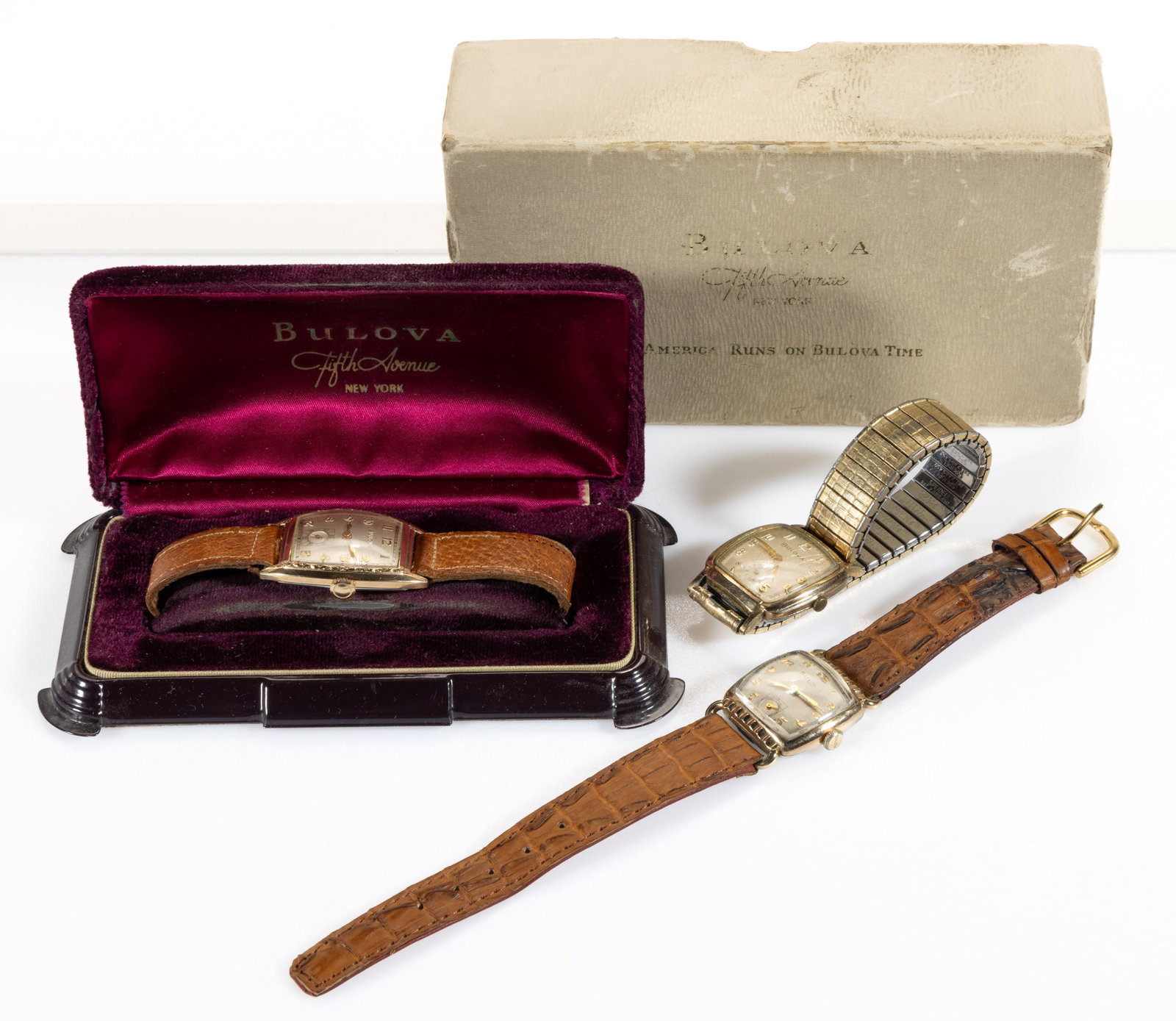 VINTAGE BULOVA MEN'S WRIST WATCHES, LOT OF THREE: VINTAGE BULOVA MEN'S WRIST WATCHES, LOT OF THREE, comprising an Arnold, 15-jewels, movement number 10BC, silver dial with gold Arabic numerals, sub-dial at 6 position,10K rolled gold plate (RGP) b