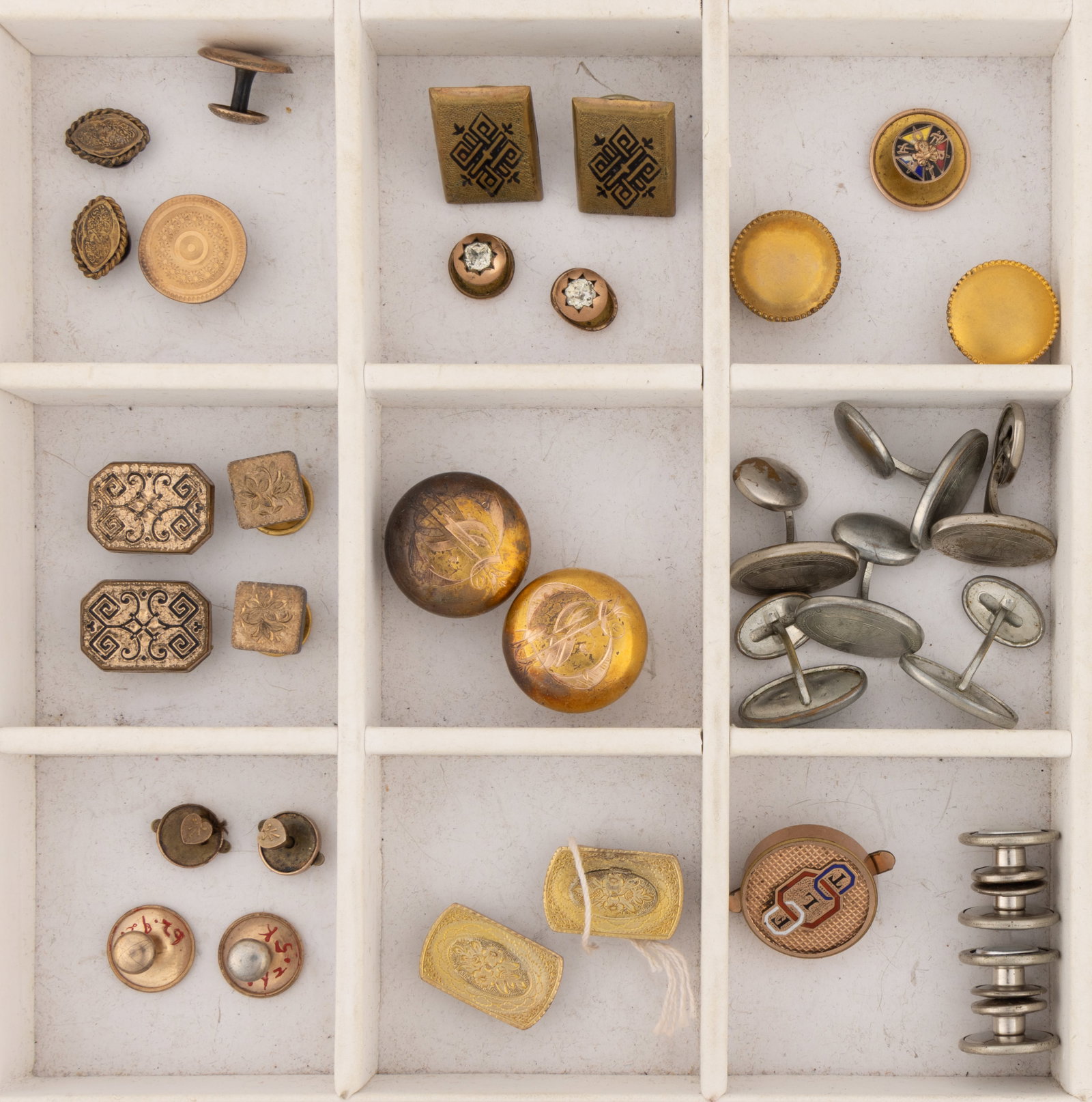 ANTIQUE / VINTAGE GOLD-FILLED AND OTHER CUFFLINKS AND BUTTONS / STUDS, LOT OF 32 PIECES (1 of 1)