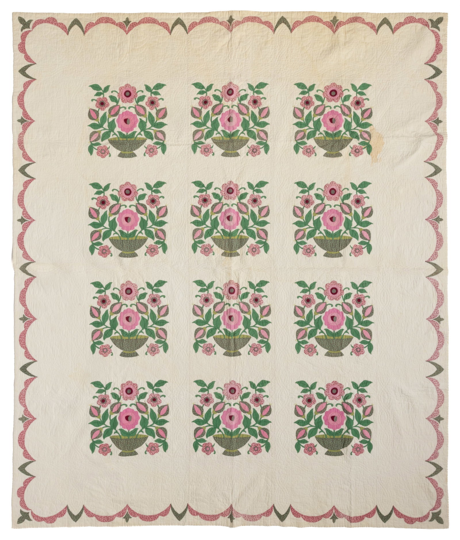 AMERICAN FLOWER AND URN APPLIQUE KIT QUILT (1 of 6)