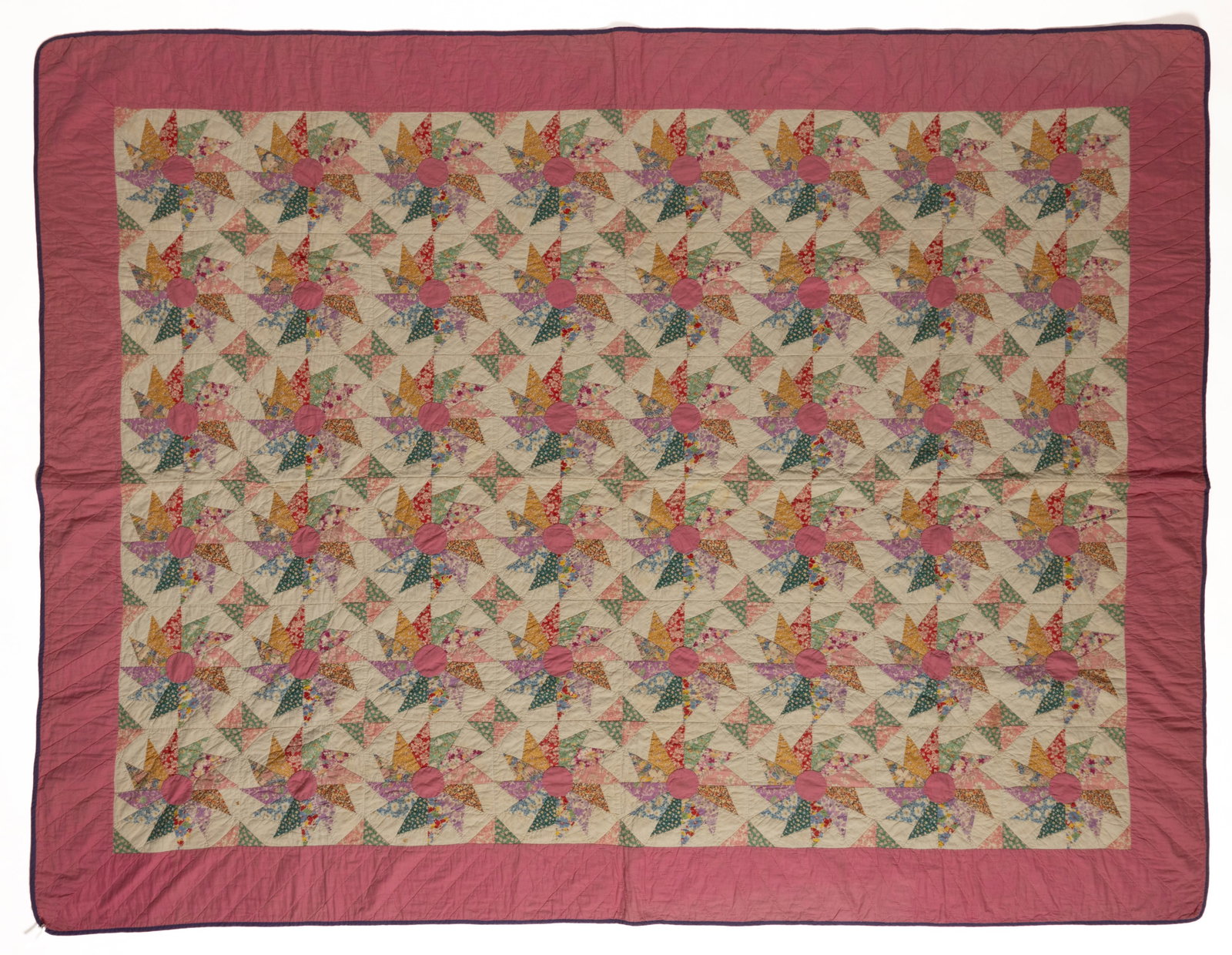 AMERICAN "WHEEL OF FORTUNE" PIECED QUILT (1 of 5)