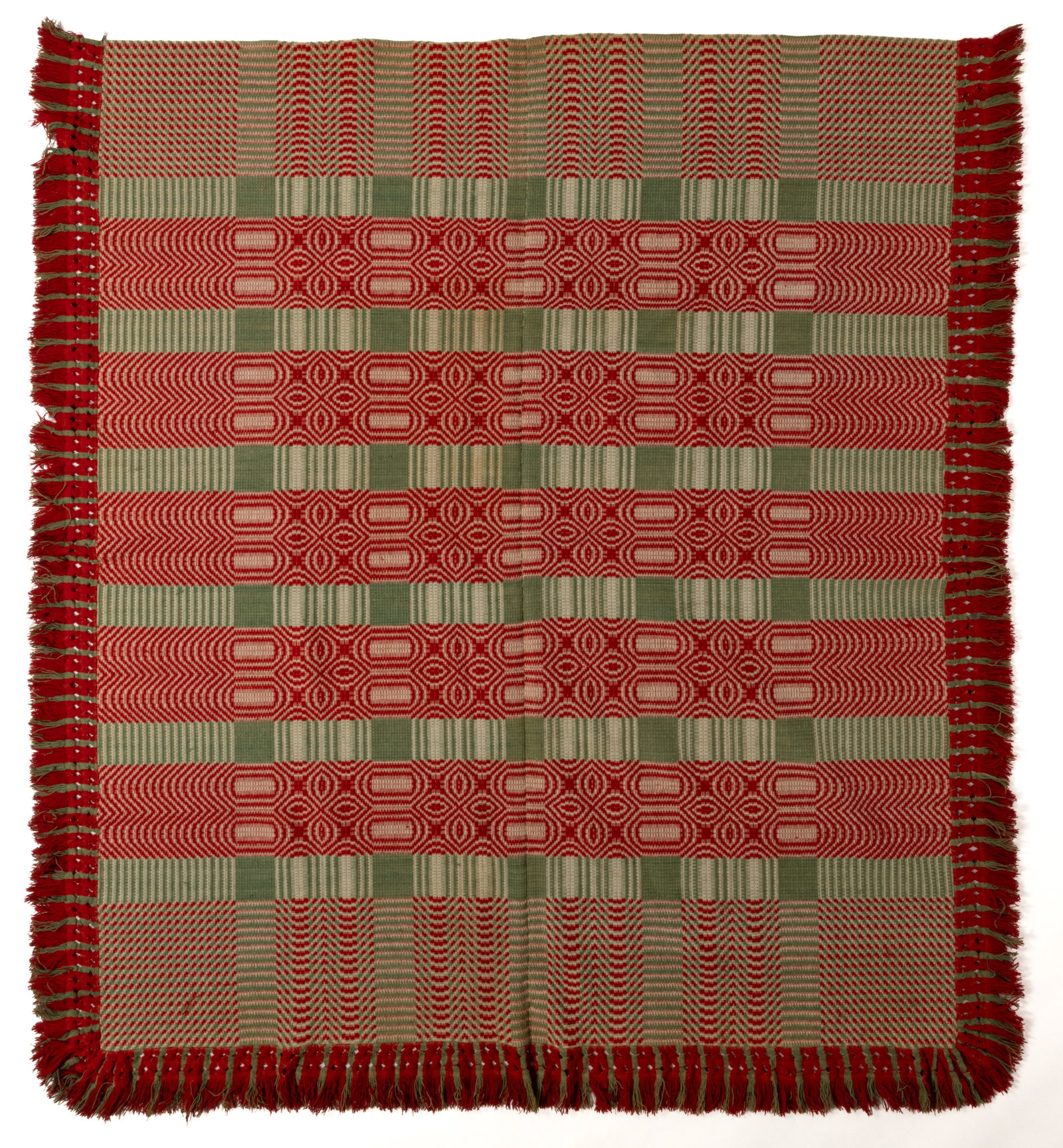 PENNSYLVANIA OVERSHOT COVERLET (1 of 4)