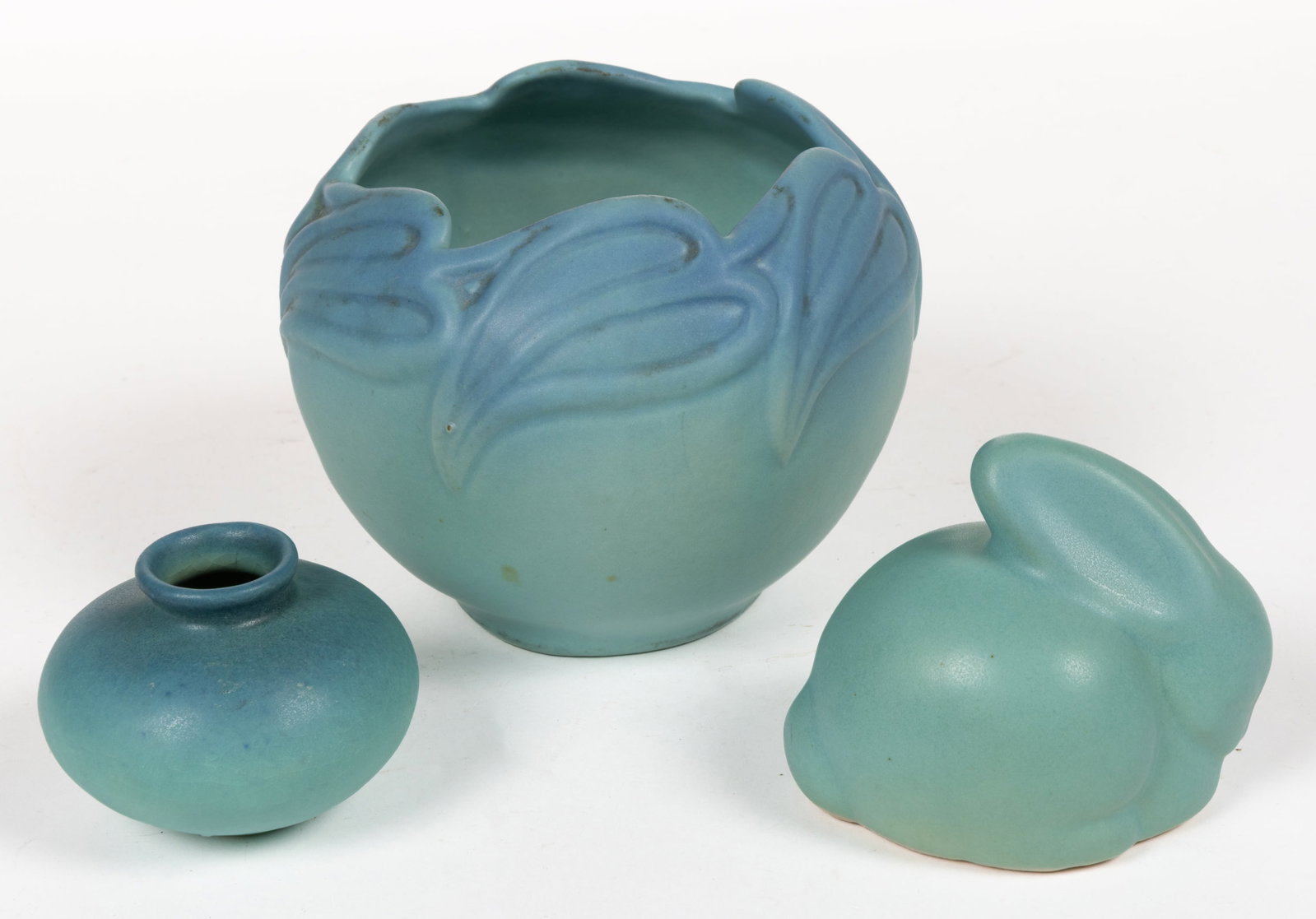 AMERICAN VAN BRIGGLE ART POTTERY ARTICLES, LOT OF THREE (1 of 2)