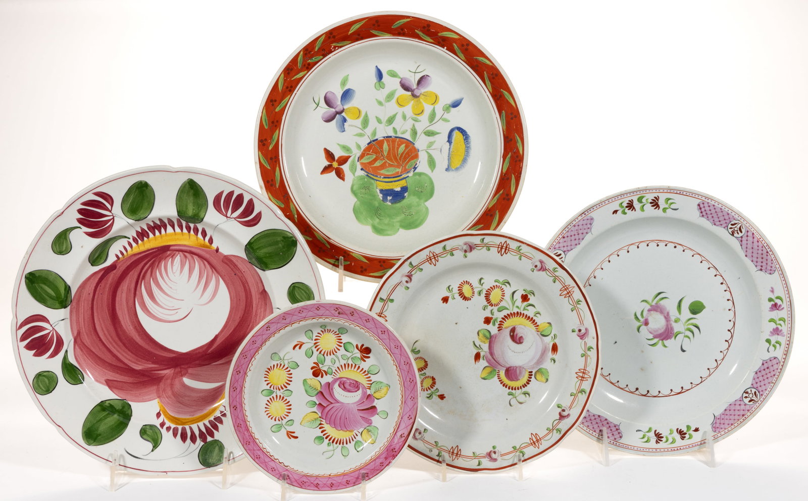BRITISH HAND-PAINTED FLORAL MOTIF CERAMIC PLATES, LOT OF FIVE (1 of 2)