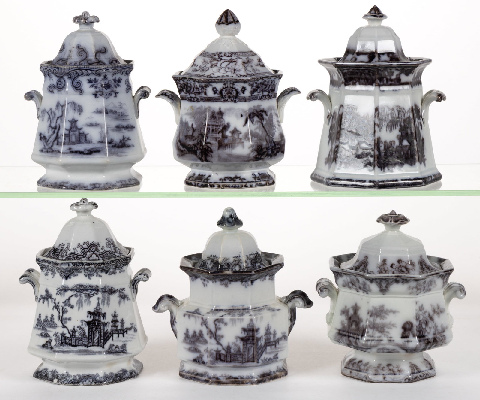 ENGLISH STAFFORDSHIRE FLOW-DECORATED / MULBERRY CHINOISERIE MOTIF IRONSTONE COVERED SUGAR BOWLS, LOT (1 of 1)