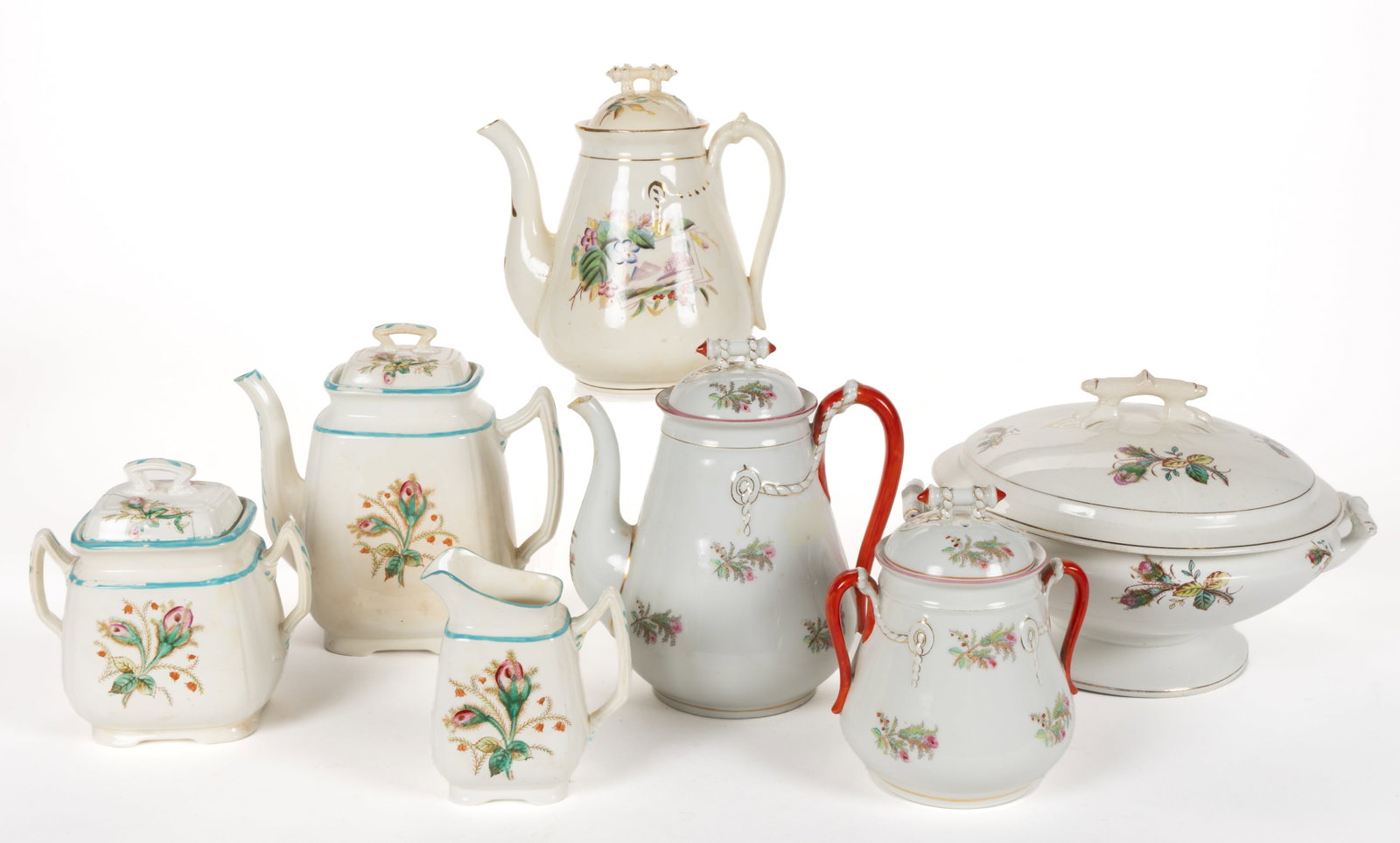 ASSORTED MOSS ROSE-STYLE CERAMIC COFFEE AND TABLE ARTICLES, LOT OF SEVEN (1 of 1)