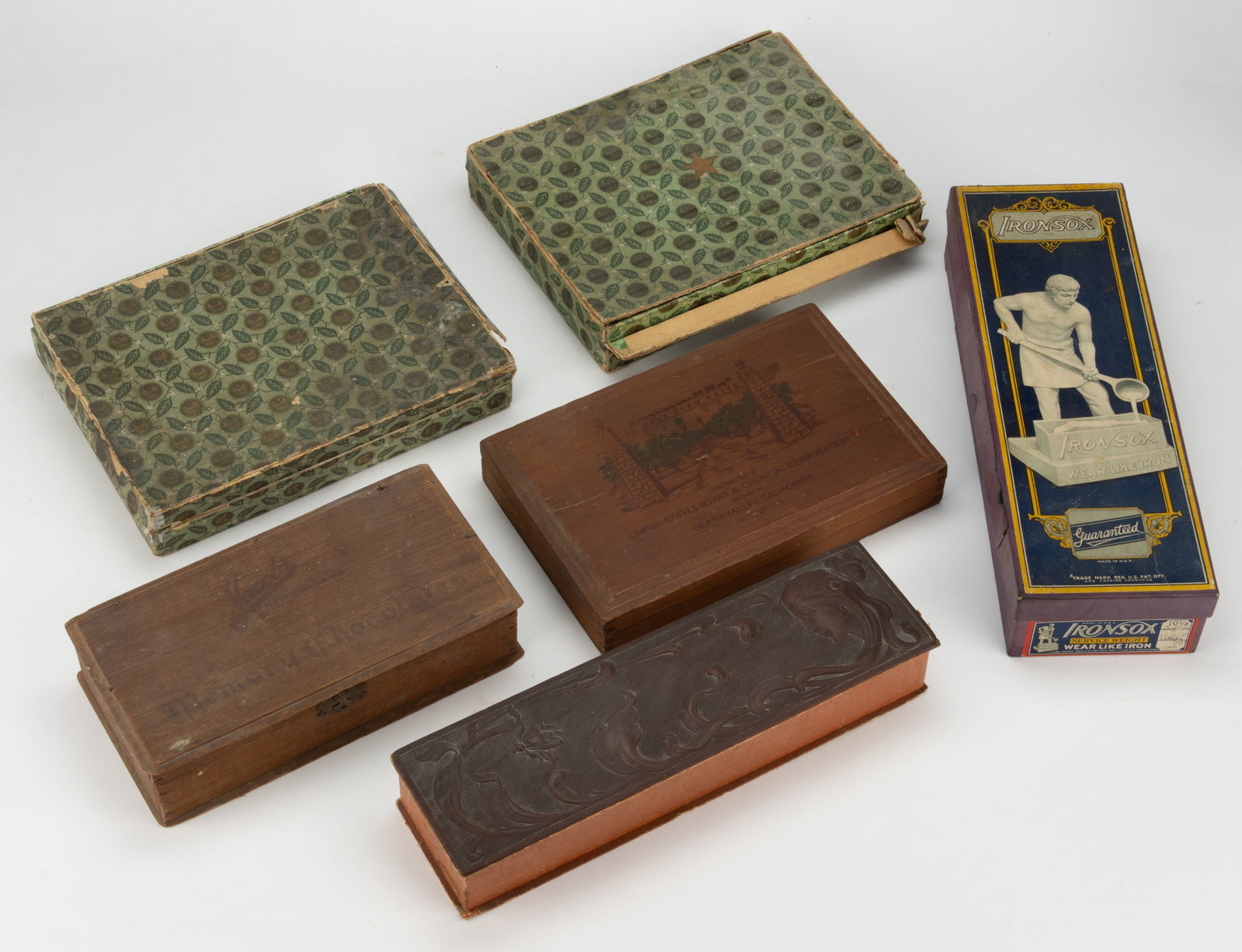 ASSORTED ADVERTISING BOXES AND DISPLAYS, LOT OF SIX: ASSORTED ADVERTISING BOXES AND DISPLAYS, LOT OF SIX, including two chiclets examples with hinged glass windows on the interior; an "IRONSOX" sock box; a wood example for "20 Mule Team D